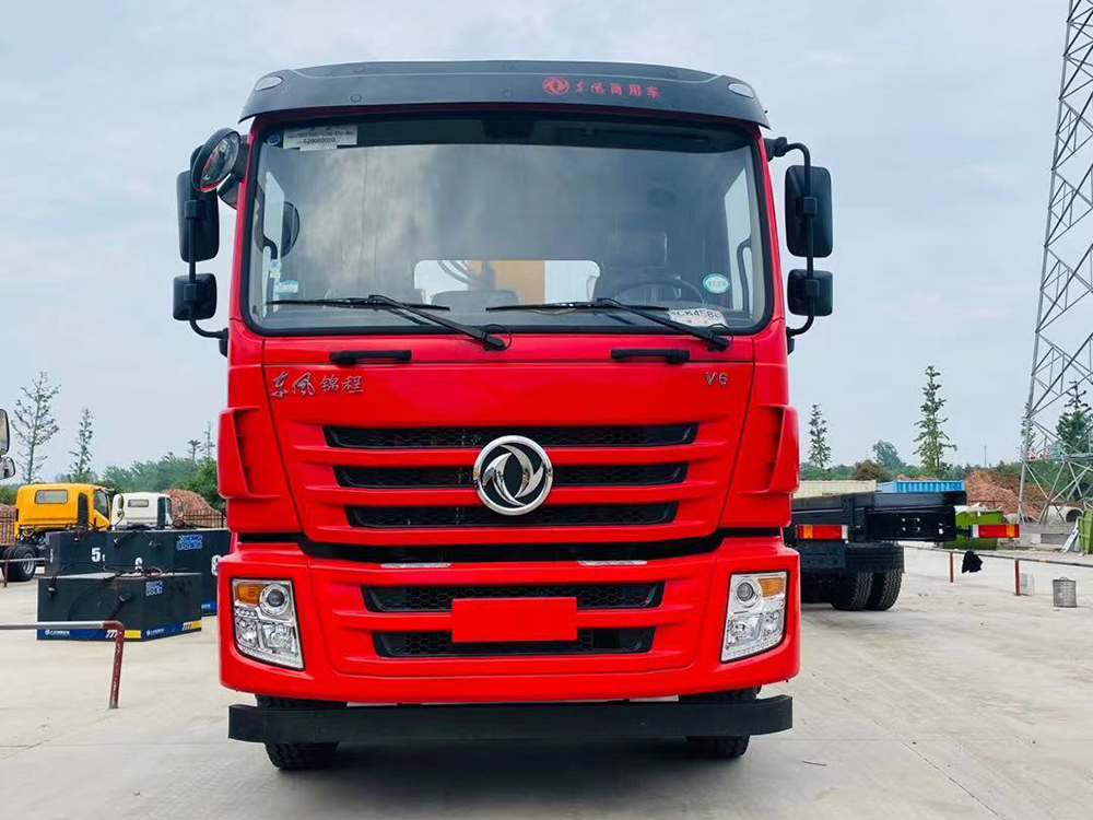 國(guó)六東風(fēng)錦程V6小三軸徐工12噸M直臂吊機(jī)隨車吊