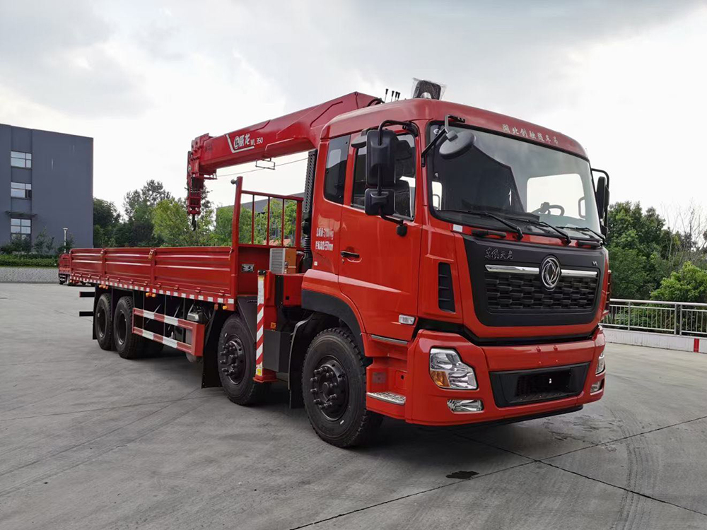 東風(fēng)天龍前四后八威龍14噸5節(jié)臂吊機